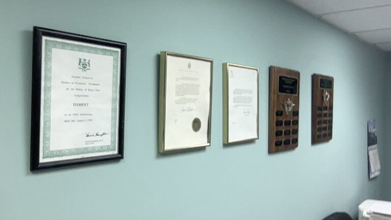 7E4B63C3-4ECF-4F3B-855A-5ADA95D7D094_1_201_a