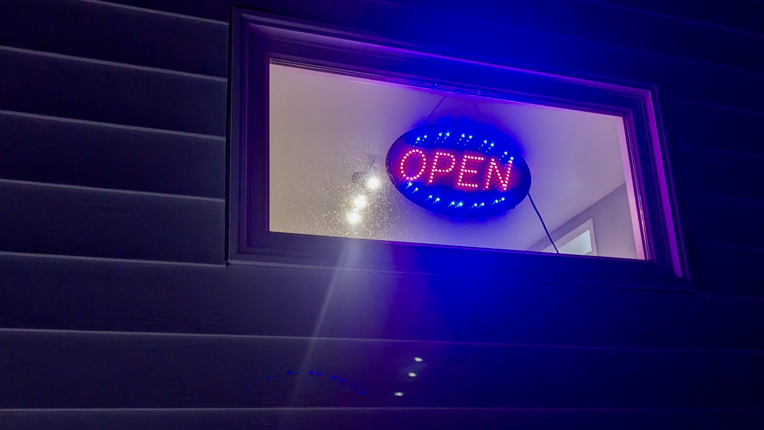 45B56613-2762-480E-BA65-6E498B4DD342_1_201_a