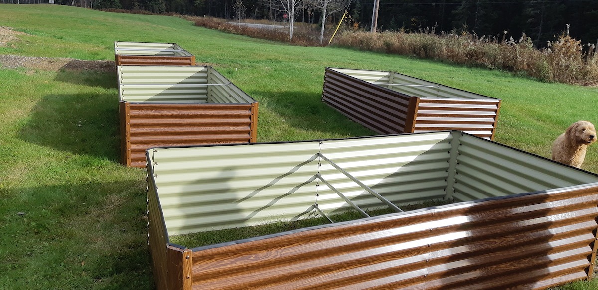 These beautiful new garden boxes will support increased food production and recreational community gardening at the Dyment Recreation Hall and Park next spring! Thanks to the Ontario Trillium Foundation Capital grant program for making this expansion possible!