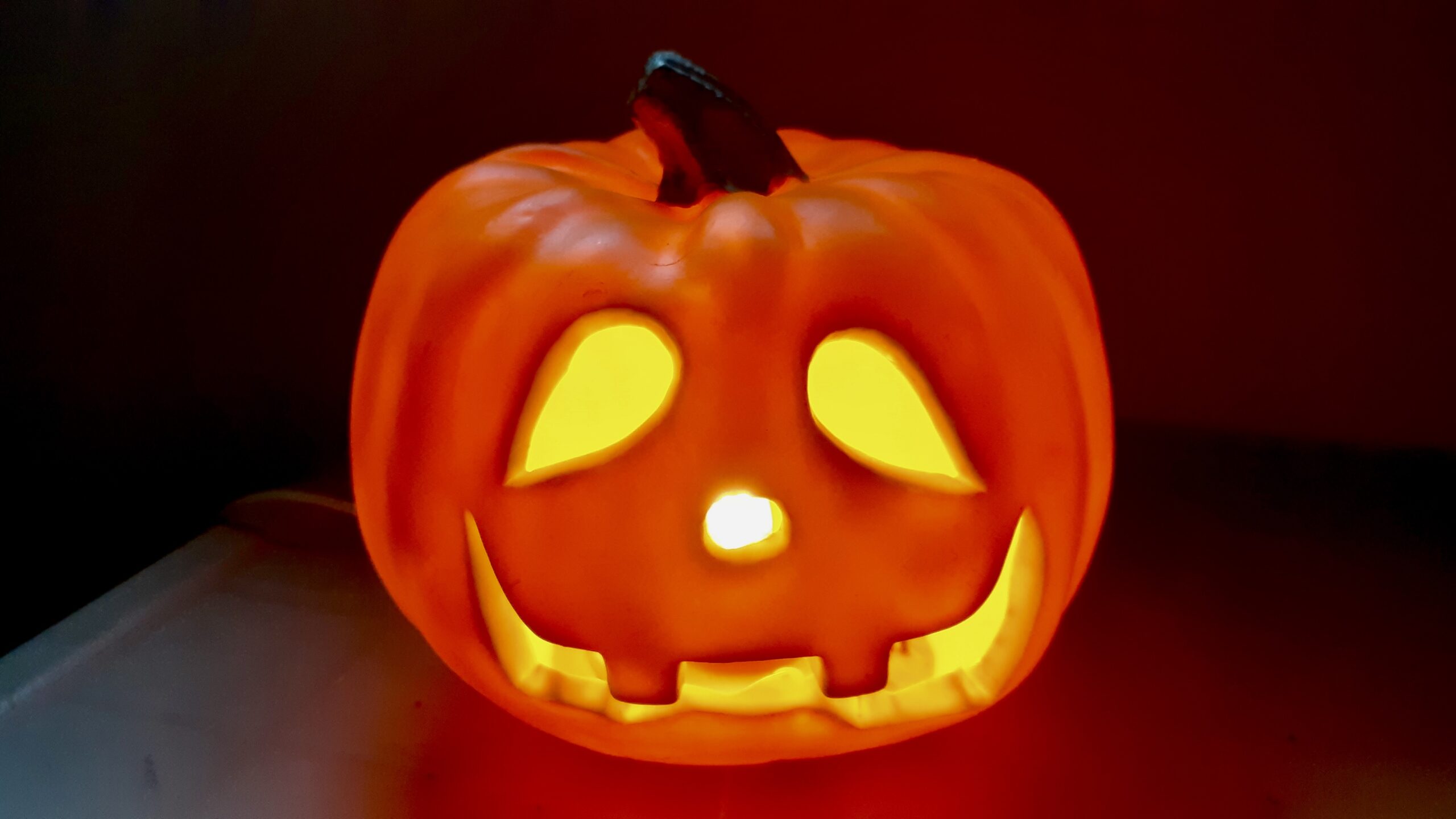 Tools are out and the jack-o'-lantern prep is officially go—head to the hall Wednesday afternoon to carve your own spooktacular pumpkin.